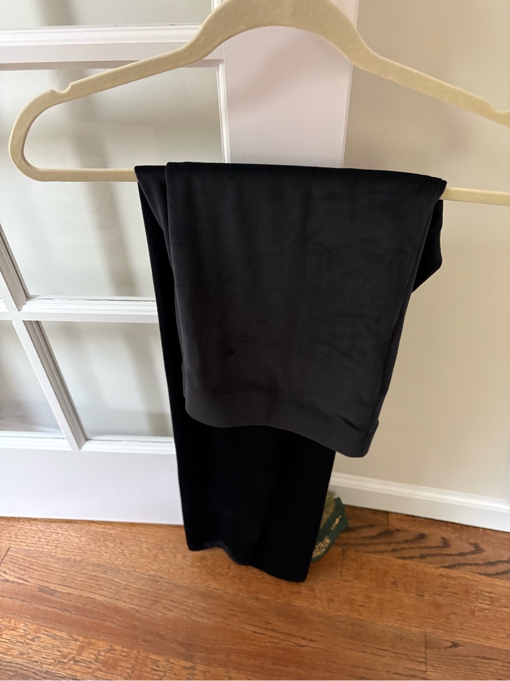 BRAND NEW Old Navy velvet leggings size 22